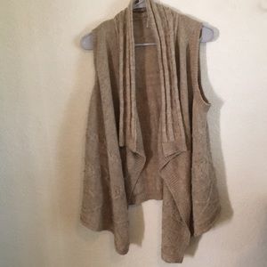 Fall open vest